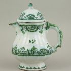 Jug with lid - With lambrequin decoration
