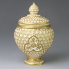 Ornamental vessel with lid - With double-walled 'honeycomb' gridwork