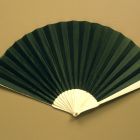 Fan - with green-colored silk spread