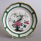 Plate - With chinoiserie decoration (with peony, cherry branch and bamboo leaves)
