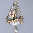Pendant - depicting the ship of Cupid
