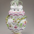 Potpourri vase with lid