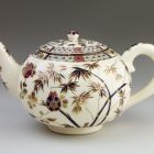 Tea pot with lid (part of a set