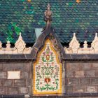 Architectural photograph - detail of the battlement on the main facade, Museum of Applied Arts