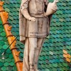 Architectural photograph - sculpture symbolizing Ceramics on the main dome, Museum of Applied Arts