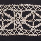 Lace band