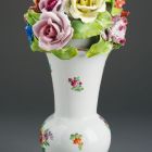 Table centrepiece - Vase with bouquet