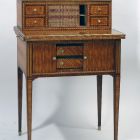 A lady's writing desk - bonheur-du-jour