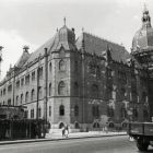 Architectural photograph - removal of the damaged covered elements fom the main facade of the Museum of Applied Arts