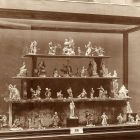 Exhibition photograph - artworks of porcelain of Selma Strasser-Feldau's collection at the exhibition of " Amateur Collectors" of the Museum of Applied Arts 1907 (XII. vitrine)