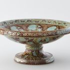 Footed bowl