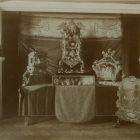 Exhibition photograph - Objects of Kálmán Giergl's collection at the 1907 exhibition 'Amateur collectors' of the Museum of Applied Arts (showcase LXXIX)