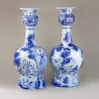 Pair of vases - With a hunting scene