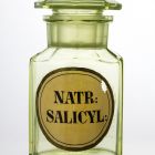 Pharmacy bottle with stopper - With the inscription "NATR: / SALICYL:"