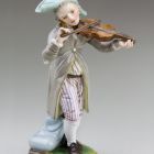 Statuette (figure) - man playing the violin