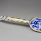 Sauce spoon - With the so-called onion pattern or Zwiebelmuster (part of a tableware set for 12 persons)