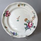 Plate - With 'deutsche Blumen' decoration