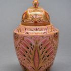 Ornamental vessel with lid - Urn-shaped