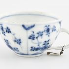 Cup - With the so-called Strohblumen, strawflower pattern
