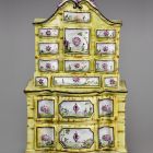 Table centrepiece - Writing cabinet shaped, with folding drawers