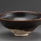 Cup - With dark coloured coulé glaze (from the cargo of the Turiang shipwreck)