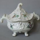 Tureen with lid - With 'deutsche Blumen' decoration