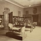 Interior photograph - first floor exhibition room, Museum of Applied Arts