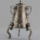 Samovar (hot water urn)