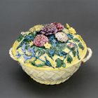 Bowl with lid - Basket shaped